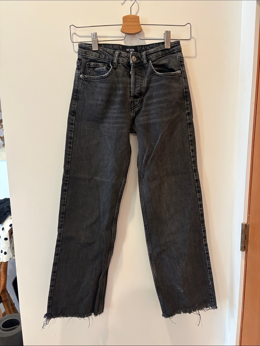 Zara Straight Jeans - Black
